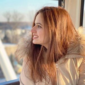 Meet your Posher, Aima